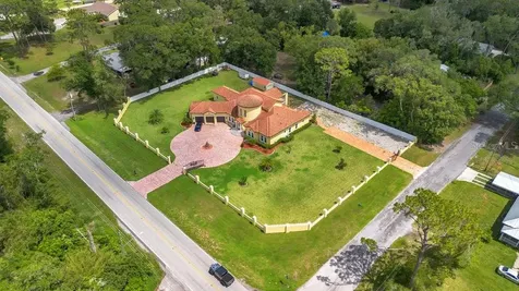 314 W Kelly Park Road Apopka FL 32712