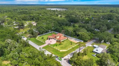 314 W Kelly Park Road Apopka FL 32712