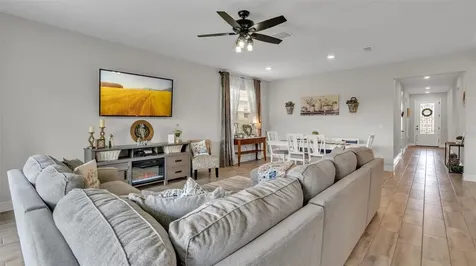 5415 Arlington River Drive Lakeland FL 33811