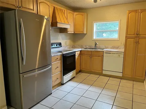 501 W Mclendon Street Plant City FL 33563