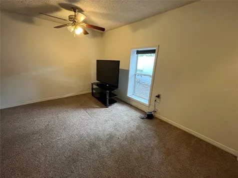 501 W Mclendon Street Plant City FL 33563