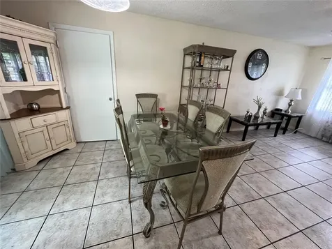 501 W Mclendon Street Plant City FL 33563