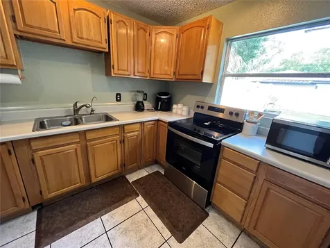 501 W Mclendon Street Plant City FL 33563