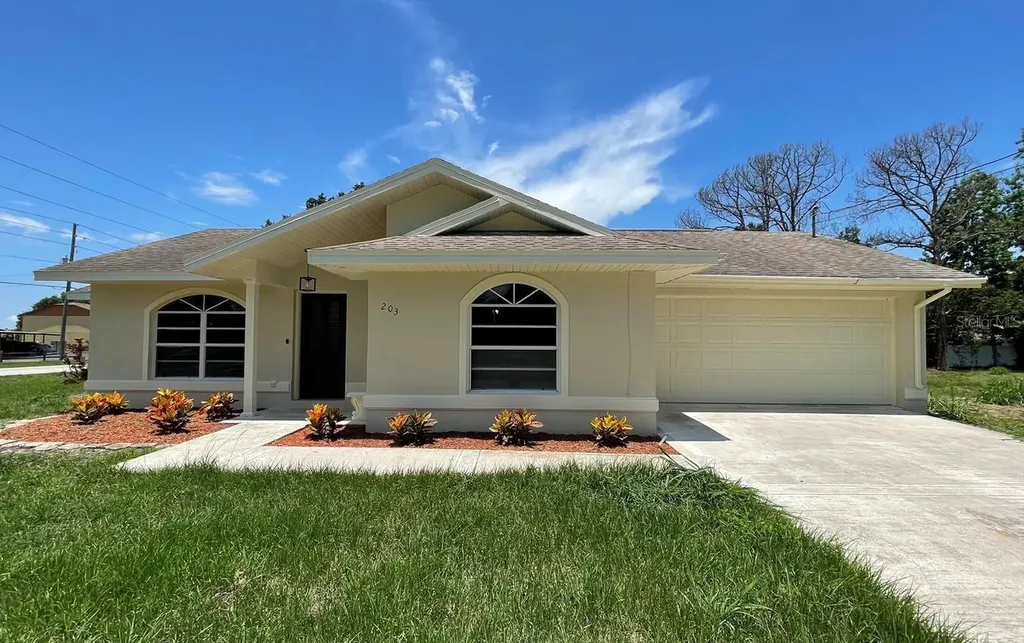 203 Vanwall Terrace Sebring FL 33872