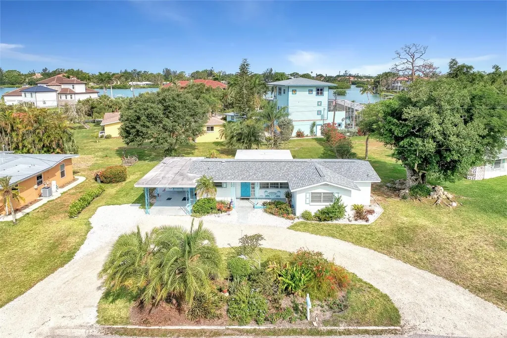 404 Lyons Bay Road Nokomis FL 34275