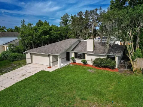 2264 Matthew Circle Deltona FL 32738