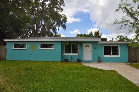 1905 E Carol Drive Plant City FL 33563