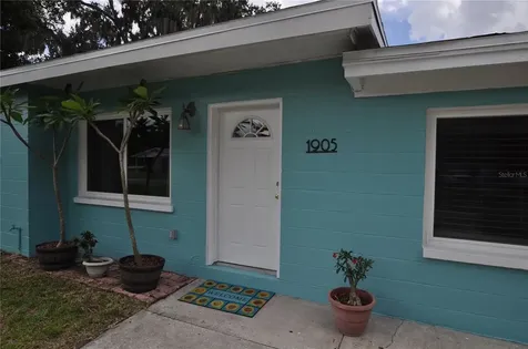 1905 E Carol Drive Plant City FL 33563