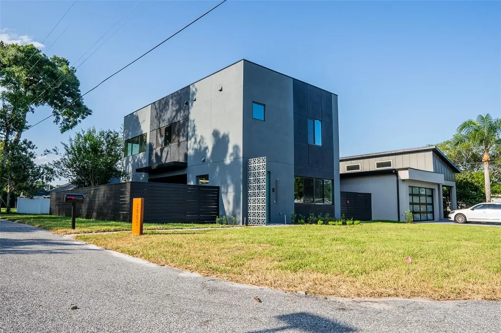 2905 Clark Street Orlando FL 32806