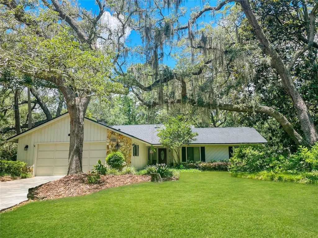 426 Cardinal Oaks Court Lake Mary FL 32746