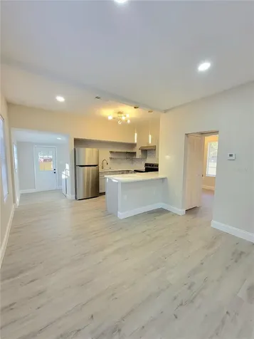 1023 Bentley Street Orlando FL 32805