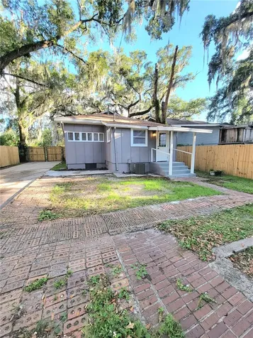 1023 Bentley Street Orlando FL 32805