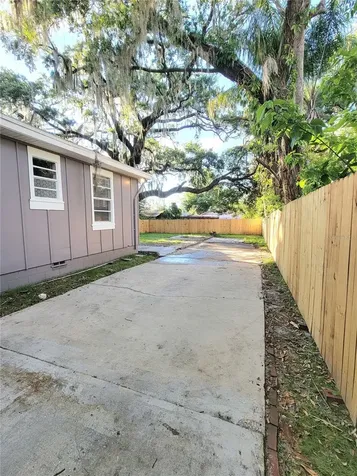 1023 Bentley Street Orlando FL 32805