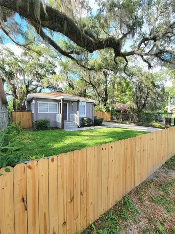1023 Bentley Street Orlando FL 32805