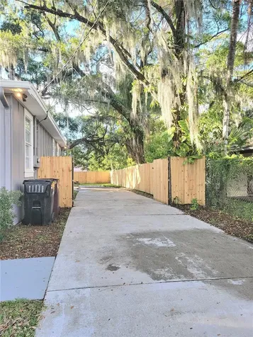 1023 Bentley Street Orlando FL 32805