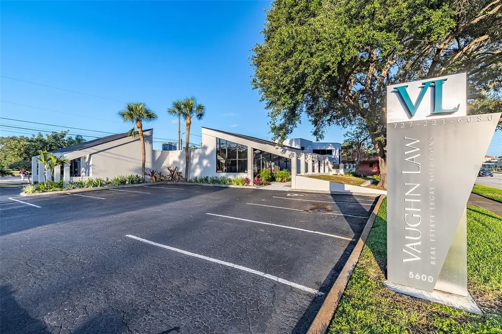 5600 Central Avenue St Petersburg FL 33707