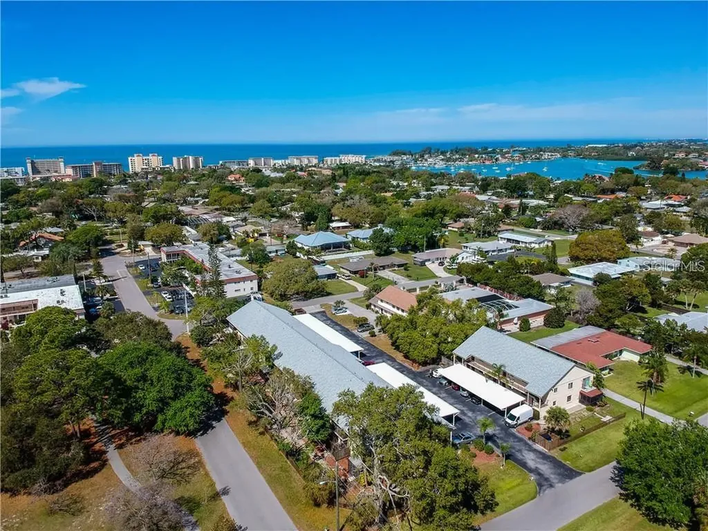525 Parkdale Venice FL 34285