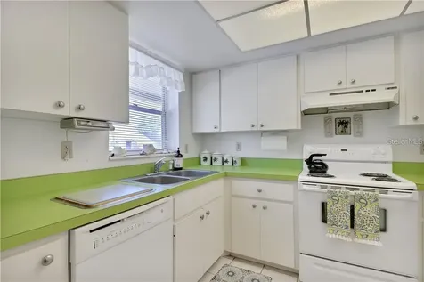 525 Parkdale Venice FL 34285