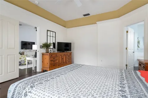 2061 Old Pine Way Sarasota FL 34232