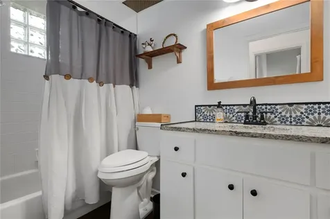 2061 Old Pine Way Sarasota FL 34232