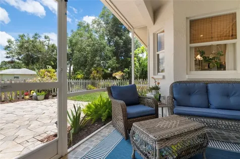 2061 Old Pine Way Sarasota FL 34232