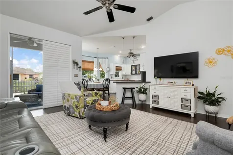 2061 Old Pine Way Sarasota FL 34232