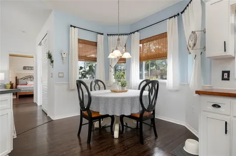 2061 Old Pine Way Sarasota FL 34232