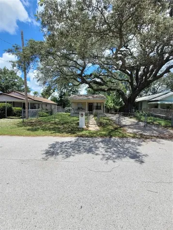 2914 Lindell Avenue Tampa FL 33610