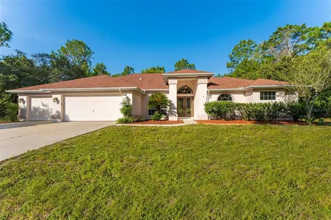 114 Oak Village Boulevard S Homosassa FL 34446