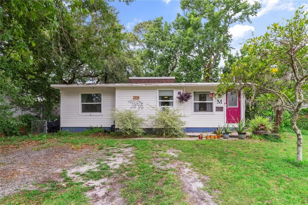 2528 El Portal Avenue Sanford FL 32773