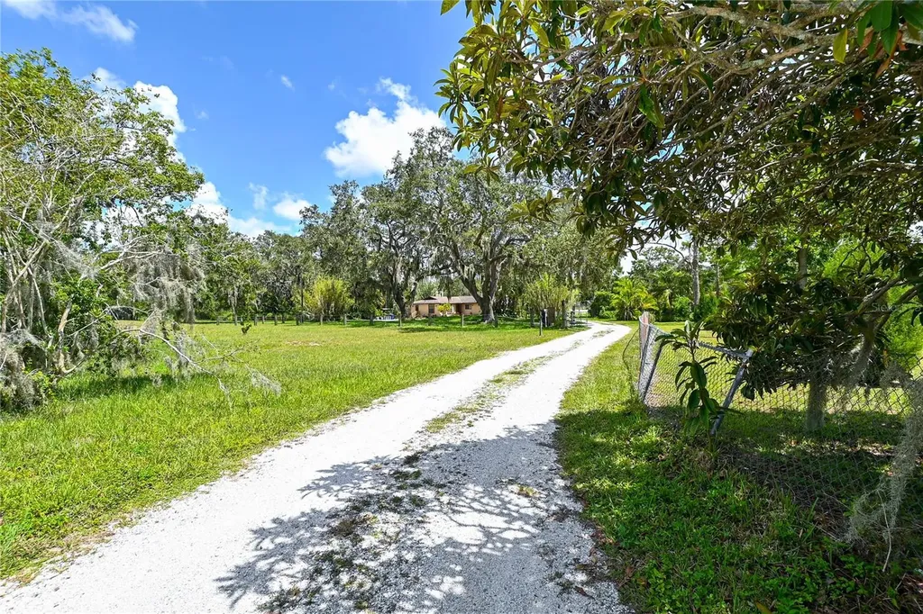 2824 Gocio Road Extension Sarasota FL 34235