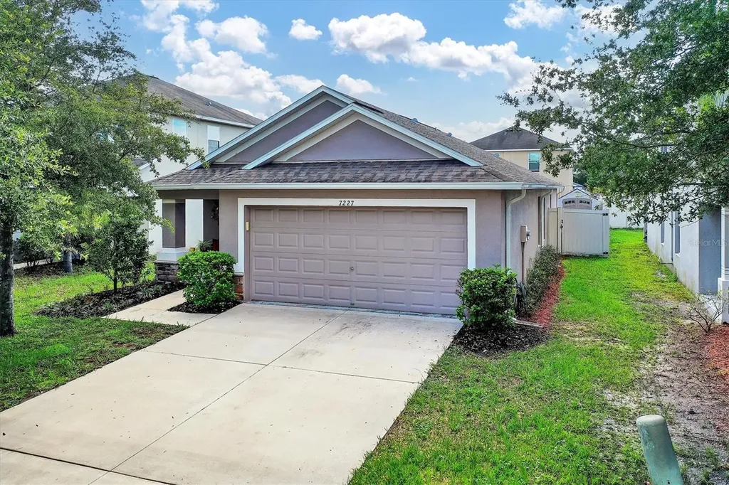 7227 Lumber Port Drive Ruskin FL 33573