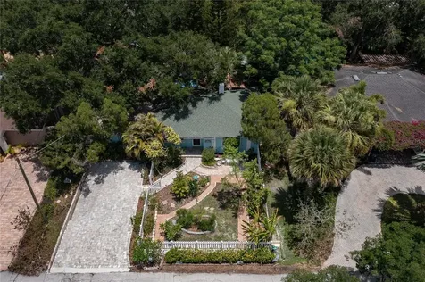4443 W Bay Villa Avenue Tampa FL 33611