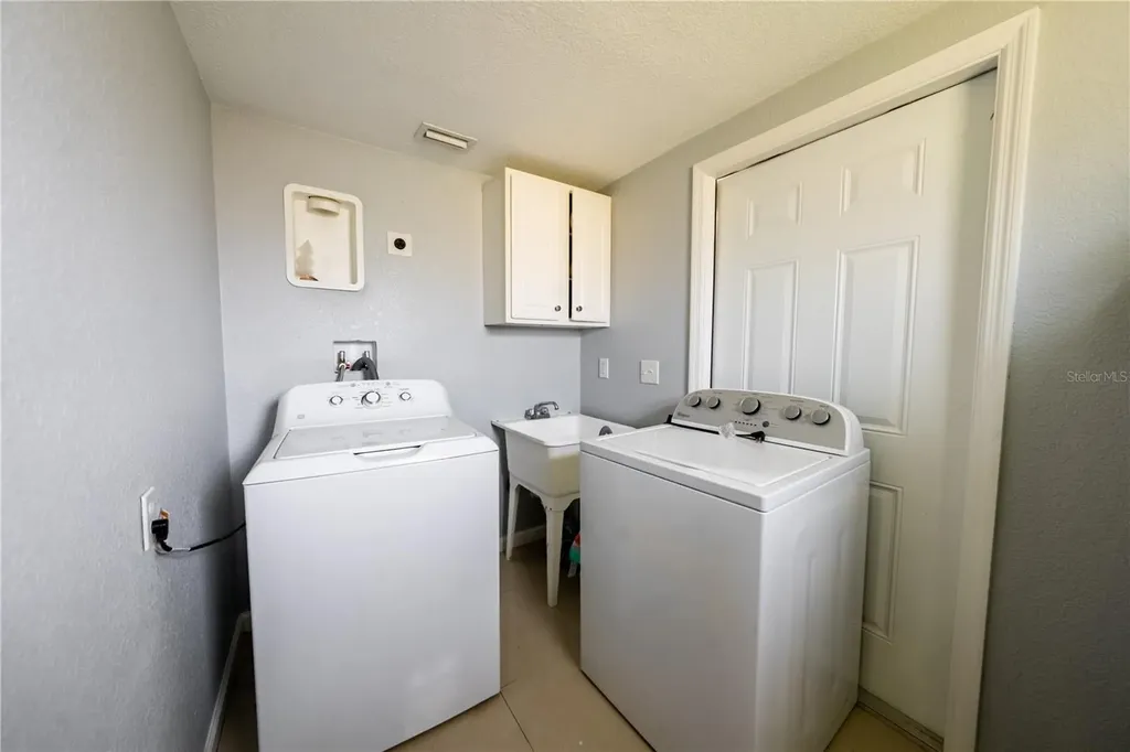 4550 Webber Street Sarasota FL 34232