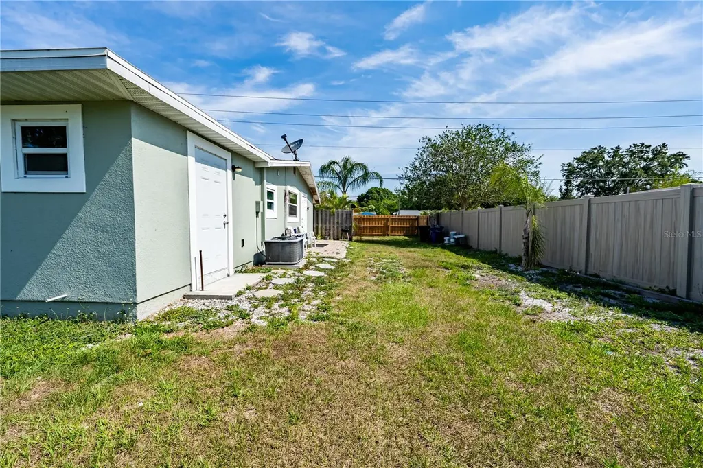 4550 Webber Street Sarasota FL 34232