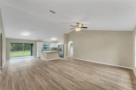 67 Fisher Lane Course Ocklawaha FL 32179