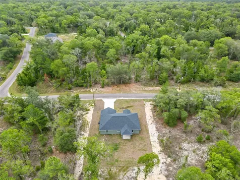 67 Fisher Lane Course Ocklawaha FL 32179
