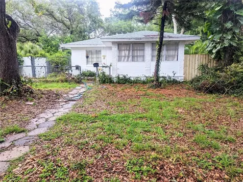 135 24th Avenue SE St Petersburg FL 33705