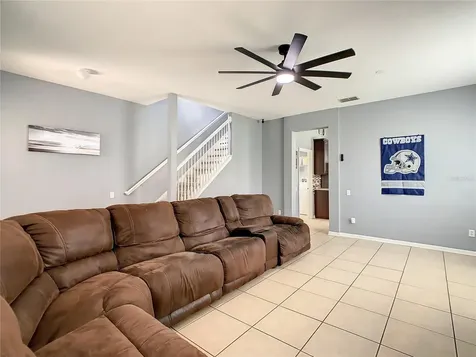 2333 Meadow Oak Circle Kissimmee FL 34746