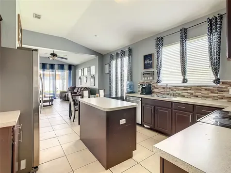 2333 Meadow Oak Circle Kissimmee FL 34746