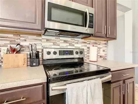 2333 Meadow Oak Circle Kissimmee FL 34746