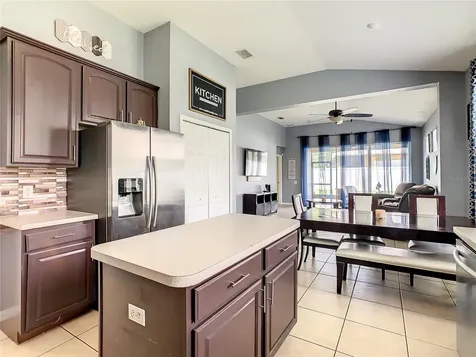 2333 Meadow Oak Circle Kissimmee FL 34746