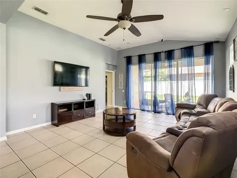 2333 Meadow Oak Circle Kissimmee FL 34746