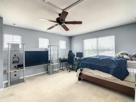 2333 Meadow Oak Circle Kissimmee FL 34746
