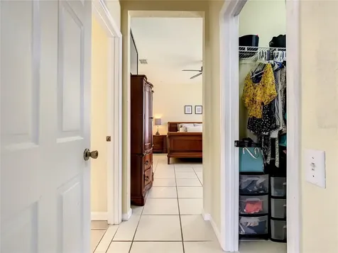 2333 Meadow Oak Circle Kissimmee FL 34746