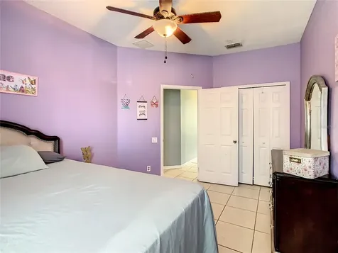 2333 Meadow Oak Circle Kissimmee FL 34746