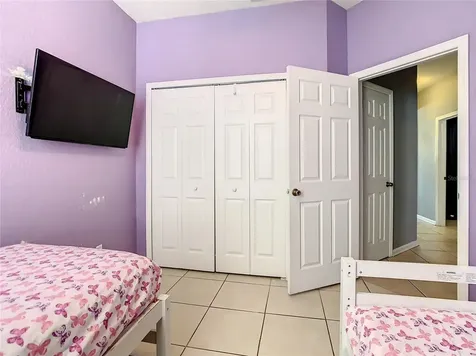 2333 Meadow Oak Circle Kissimmee FL 34746