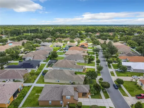 2333 Meadow Oak Circle Kissimmee FL 34746