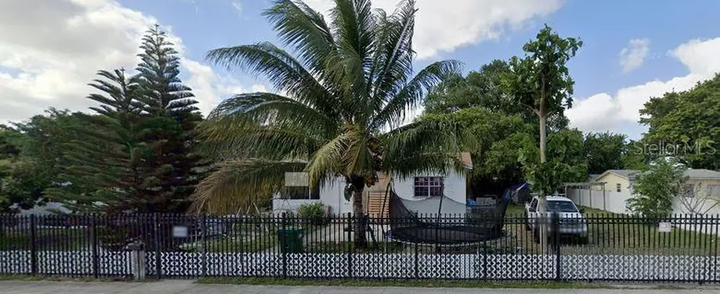 1941 NW 51st Street Miami FL 33142