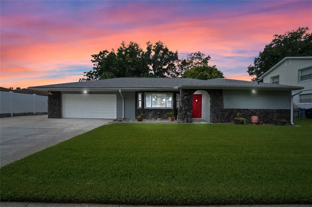 602 Parkwood Avenue Altamonte Springs FL 32714